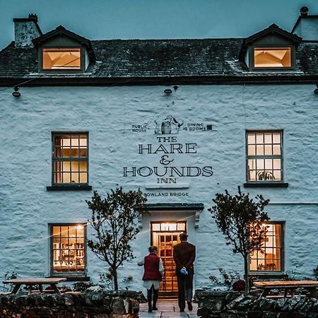 The Hare & Hounds Inn Bowland Bridge Exteriör bild